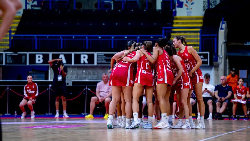 Reds face Lightning in final away fixture