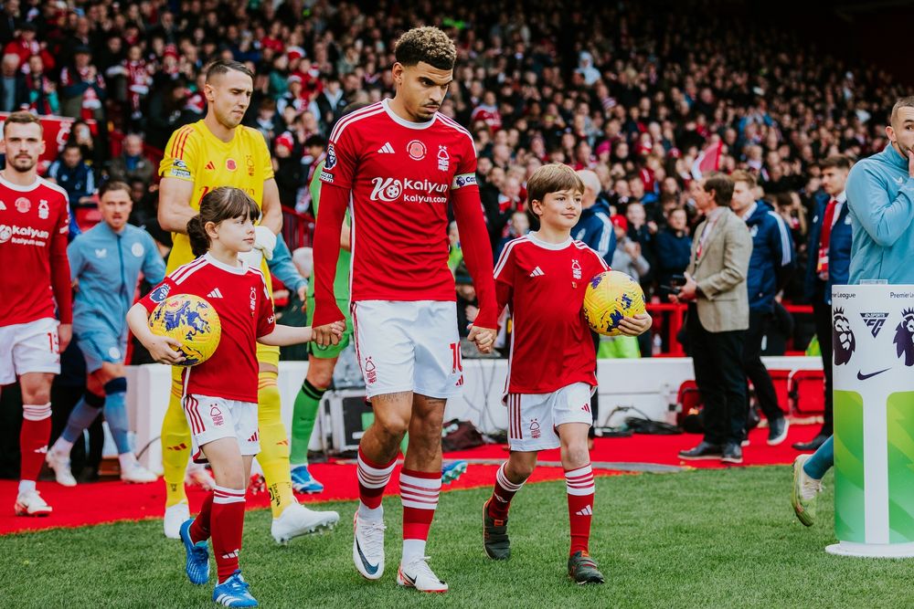 Nottingham Forest FC Mascot Package