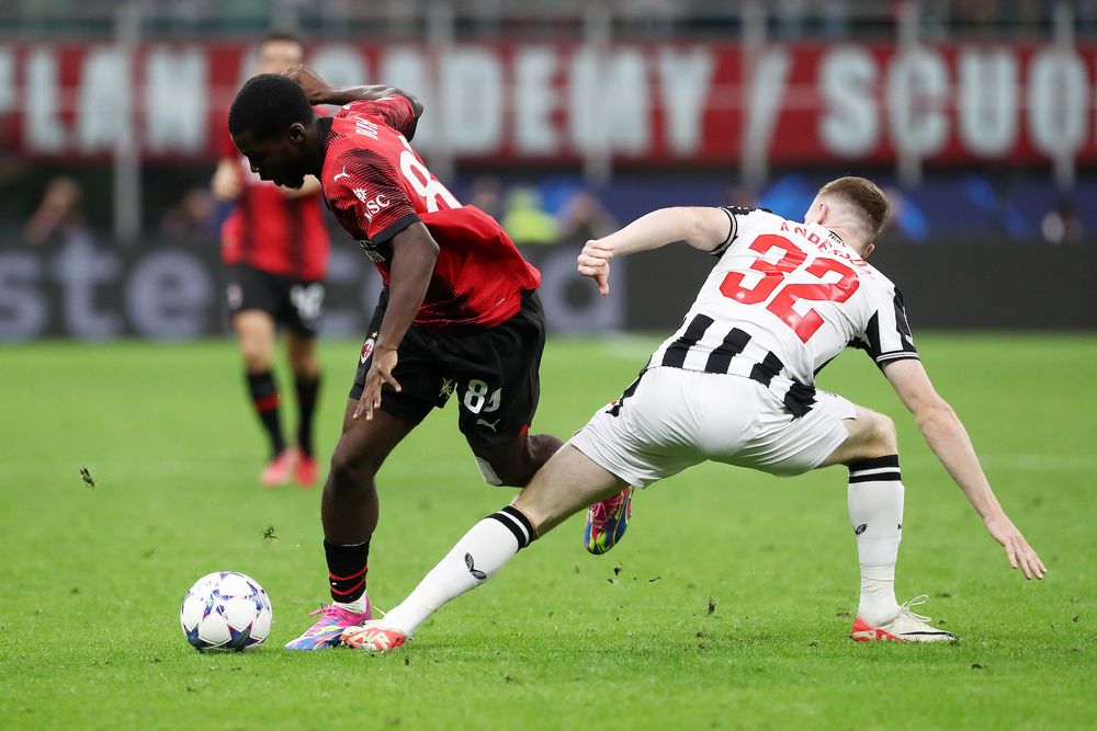 GettyImages-1691032044.jpg Anderson in action for Newcastle United against AC Milan in the UEFA Champions League.