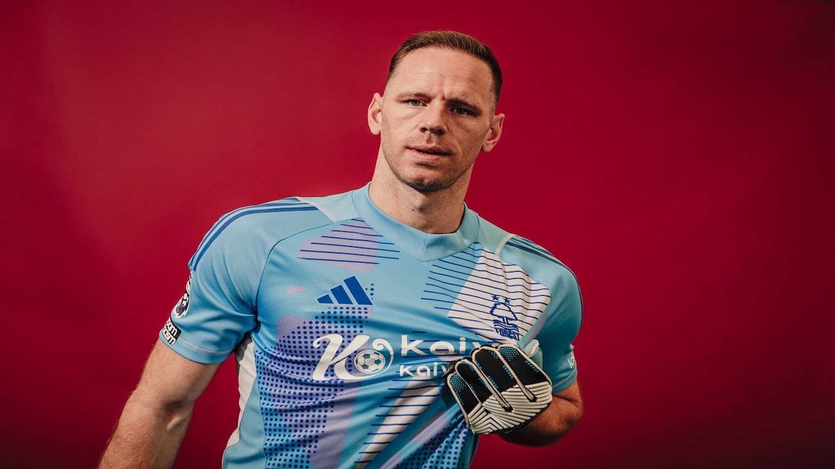 Matz Sels - Goalkeeper